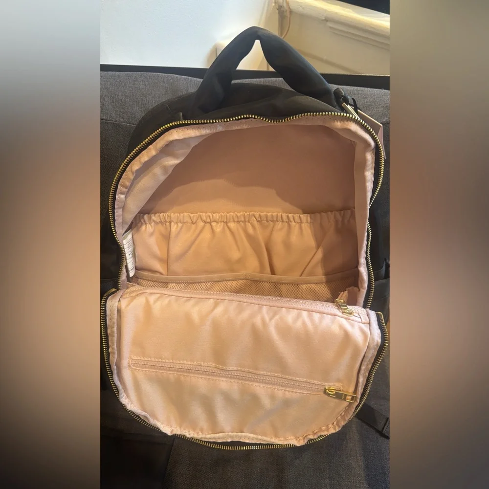 NWT Ju-Ju-Be Classic Black Backpack - Picture 3 of 7